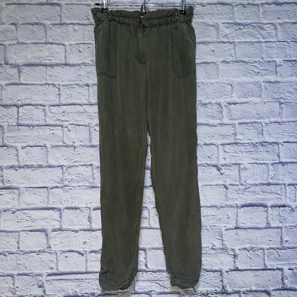 Abercrombie & fitch green high waisted paper bag baggy green pants